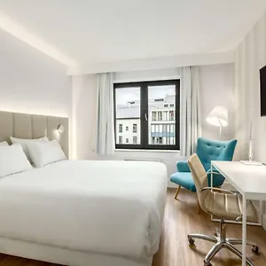 Otel Nh Grand Place Arenberg, Brüksel