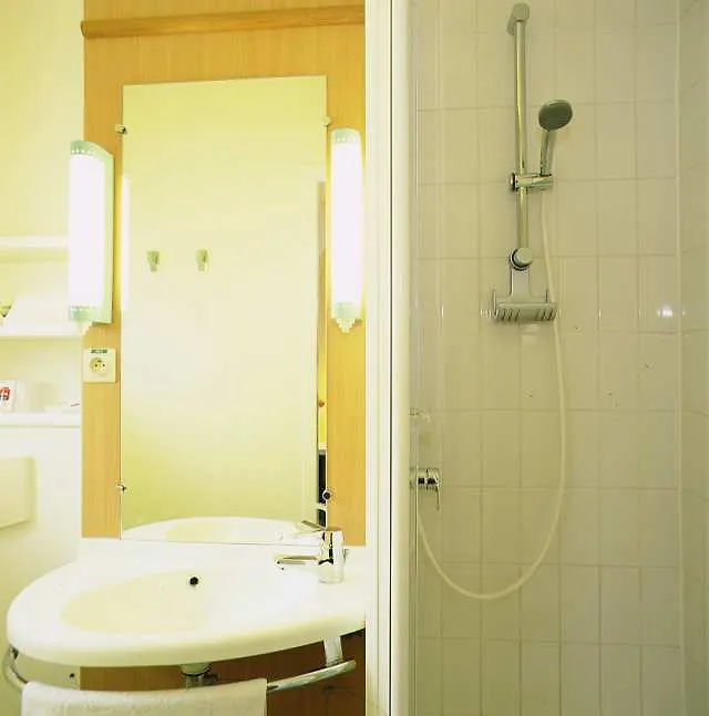 Ibis Brussels City Centre Отель